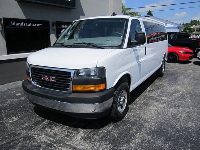 gmc savana passenger 2025 1GJZ7PF74S1152885 image gmc savana passenger 2025 1GJZ7PF74S1152885 image